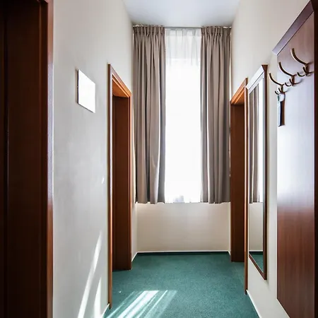 Rewita - Galeon * 미엥지즈드로예